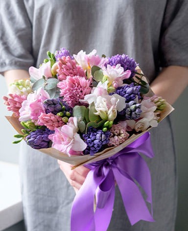 Бесплатная доставка цветов в Заринске